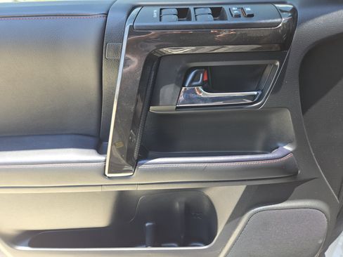 Used 2024 Toyota 4Runner TRD Off-Road AWD/4WD image 23