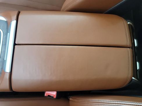 Used 2022 BMW X7 xDrive40i w/ Luxury Seating Package image 39