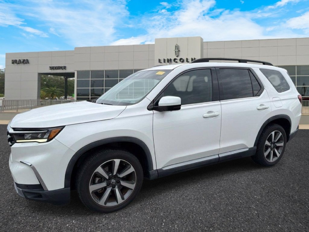 Used 2023 Honda Pilot Elite image 7