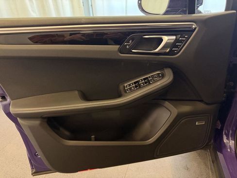 Used 2022 Porsche Macan S AWD/4WD image 15