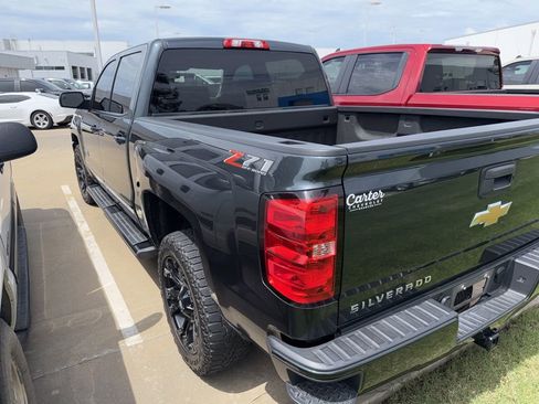Used 2018 Chevrolet Silverado 1500 LT w/ Texas Edition AWD/4WD image 7