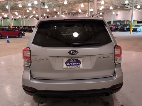 Used 2018 Subaru Forester 2.5i Limited image 4