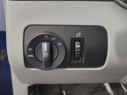 Used 2006 Ford Mustang GT Premium RWD image 12