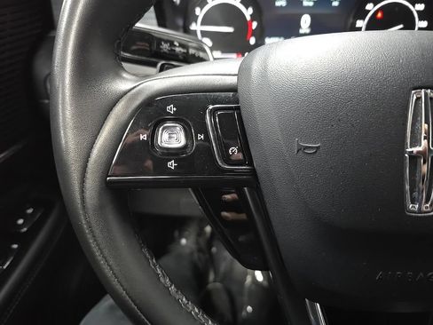 Used 2022 Lincoln Corsair AWD w/ Equipment Group 101A image 24