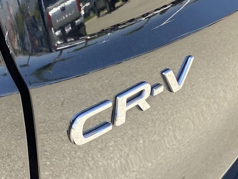 Used 2025 Honda CR-V LX image 6