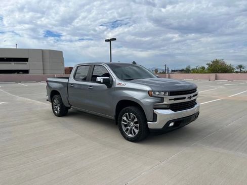 Used 2020 Chevrolet Silverado 1500 LT w/ All-Star Edition image 3