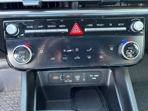Used 2025 Hyundai Santa Cruz SEL AWD/4WD image 28