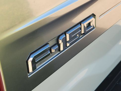 Used 2021 Ford F150 Platinum w/ Equipment Group 701A High AWD/4WD image 16