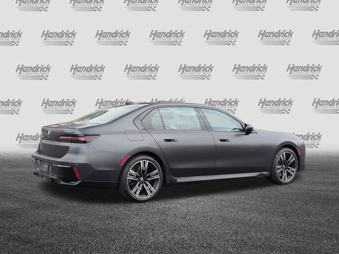 Certified 2023 BMW 740i image 10