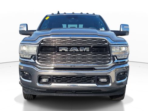 Used 2024 RAM 3500 Limited image 2