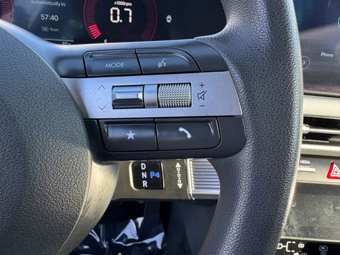 Used 2025 Hyundai Sonata SEL FWD image 16