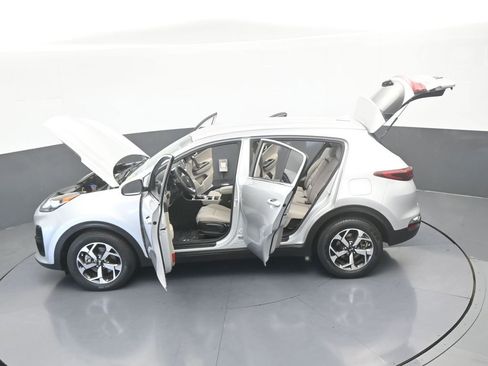Used 2022 Kia Sportage LX image 29