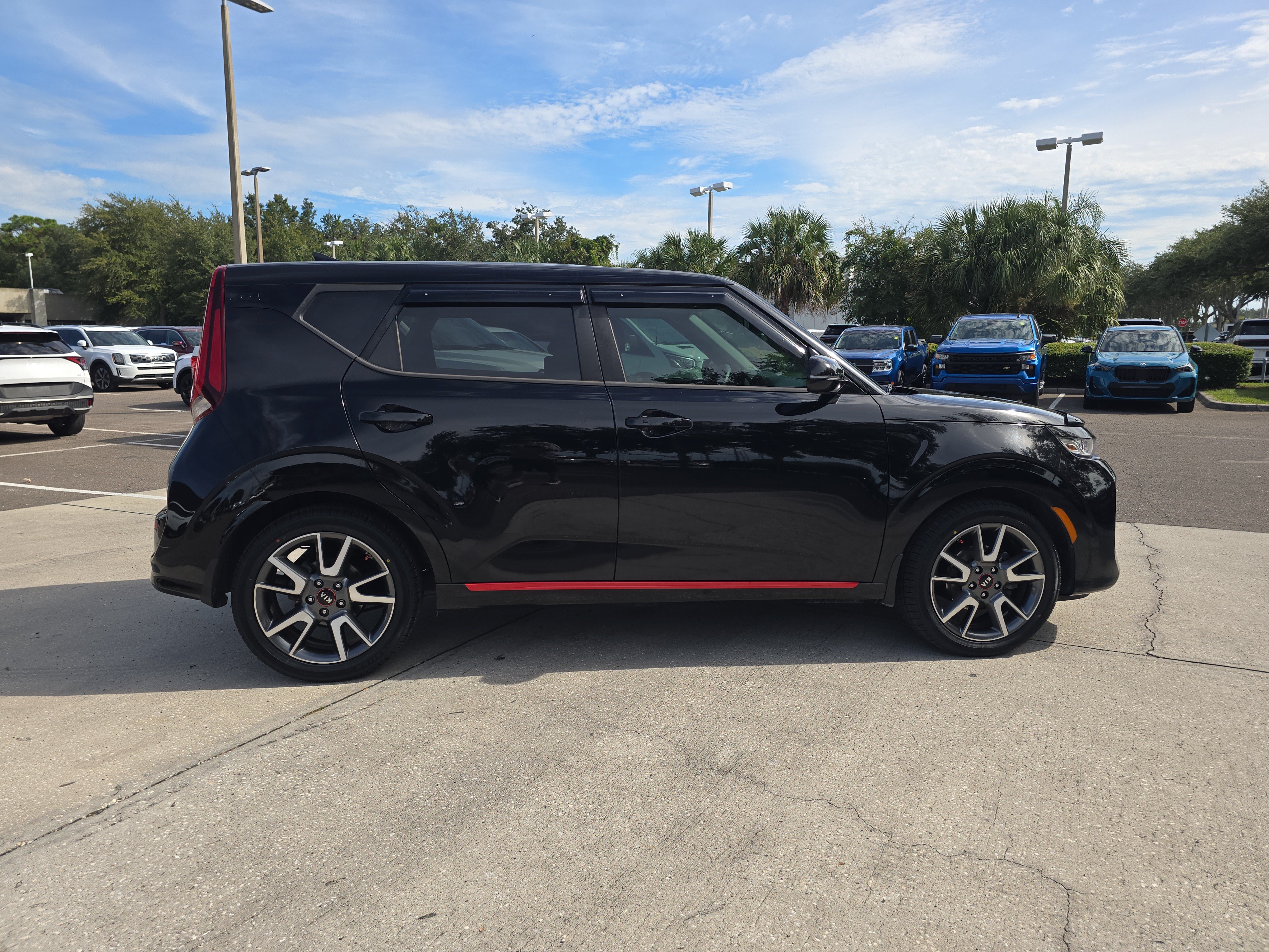 Used 2020 Kia Soul GT-Line w/ GT 2.0L Power Sunroof Package FWD image 9