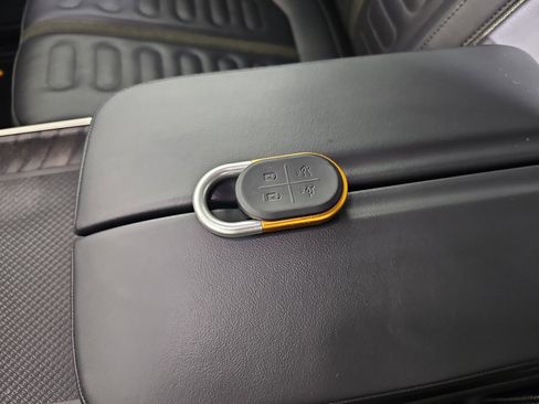 Used 2022 Rivian R1T Launch Edition image 29