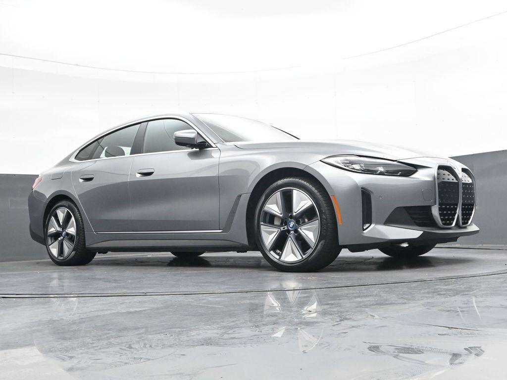 Used 2024 BMW i4 eDrive35 w/ Premium Package RWD image 29