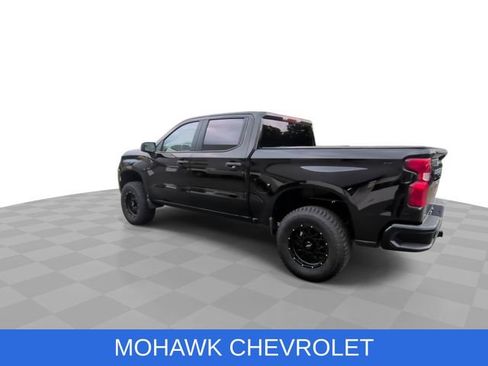 Used 2022 Chevrolet Silverado 1500 Custom Trail Boss AWD/4WD image 6