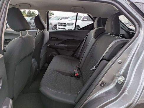 Used 2023 Nissan Kicks SV FWD image 14