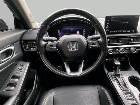 Used 2022 Honda Civic Touring image 6