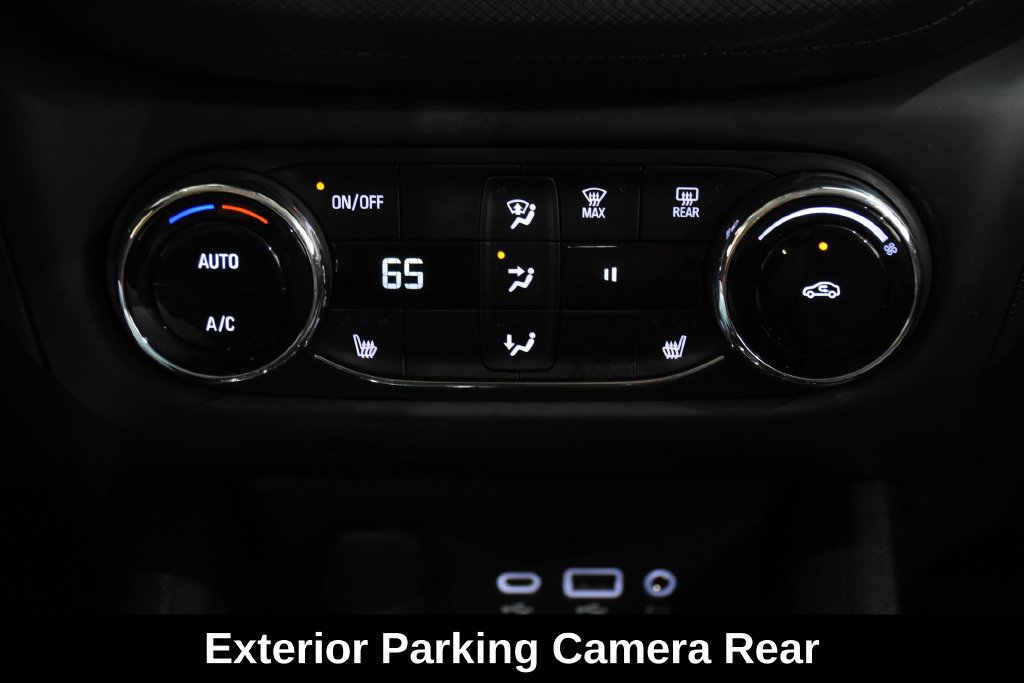 Used 2021 Chevrolet TrailBlazer LT w/ Premium Seating Package FWD image 24