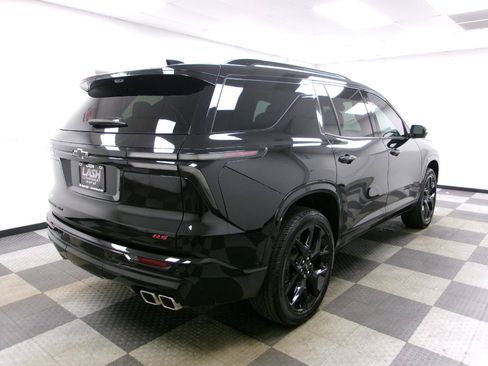 Used 2024 Chevrolet Traverse RS AWD/4WD image 16