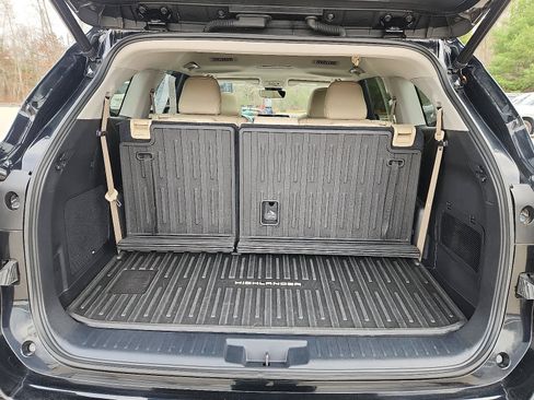 Used 2022 Toyota Highlander Limited image 29