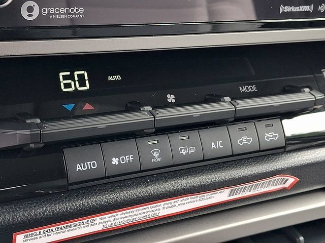 Used 2022 Toyota Tundra SR5 w/ SR5 Convenience Package AWD/4WD image 16