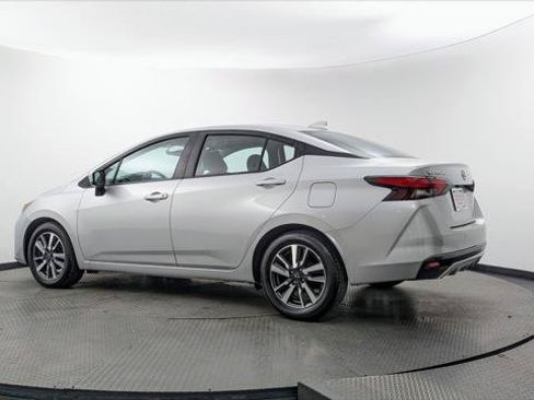 Used 2025 Nissan Versa SV FWD image 6