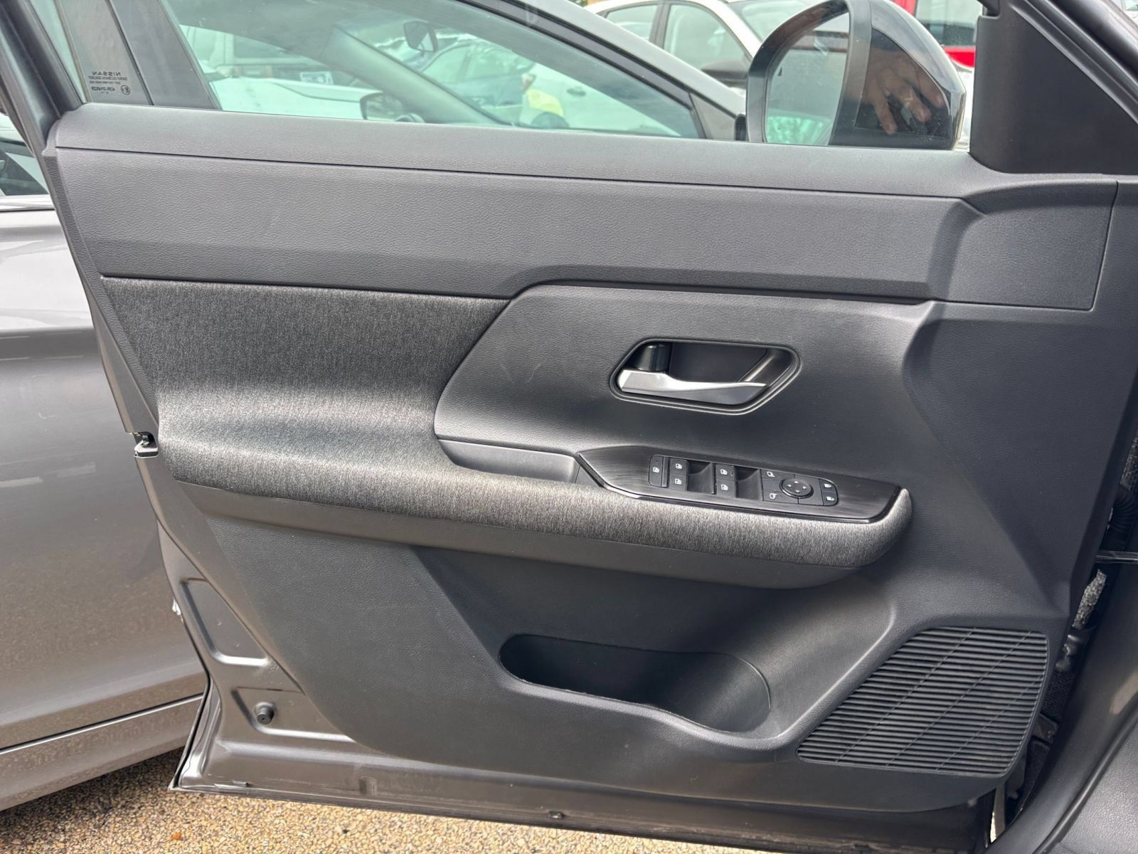 Used 2026 Nissan Kicks SV FWD image 18