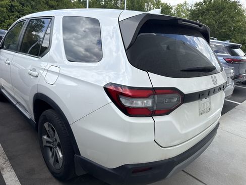 Used 2023 Honda Pilot EX-L image 9