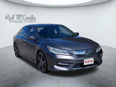 Used 2016 Honda Accord Touring image 7