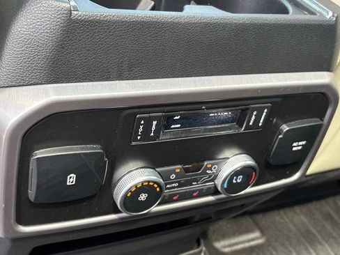 Used 2019 Ford Expedition Platinum AWD/4WD image 21