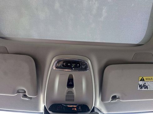 Used 2019 Volvo S60 T6 Momentum w/ Multimedia Package AWD/4WD image 41