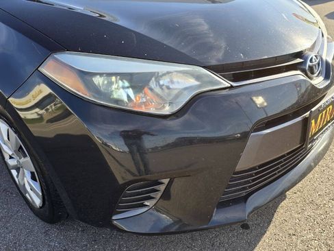 Used 2015 Toyota Corolla LE FWD image 33