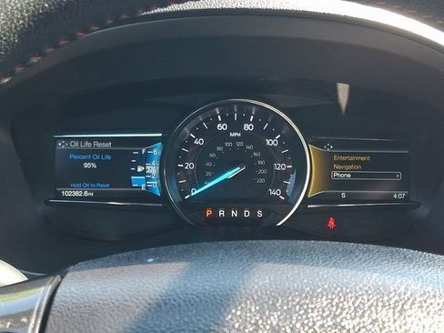 Used 2018 Ford Explorer Sport AWD/4WD image 22