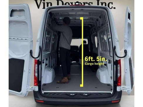 New 2025 Mercedes-Benz Sprinter 2500 image 5