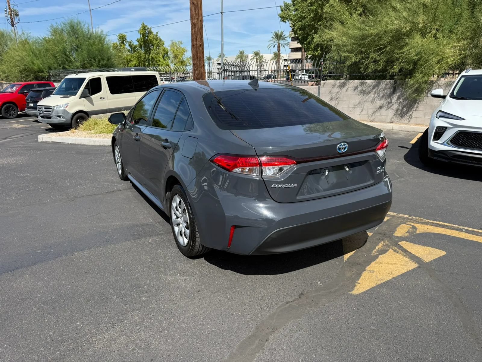 Used 2023 Toyota Corolla LE FWD image 4
