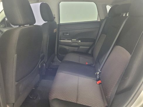 Used 2018 Mitsubishi Outlander Sport ES AWD/4WD image 18