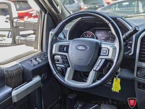 Used 2022 Ford F250 Lariat w/ Lariat Value Package AWD/4WD image 41