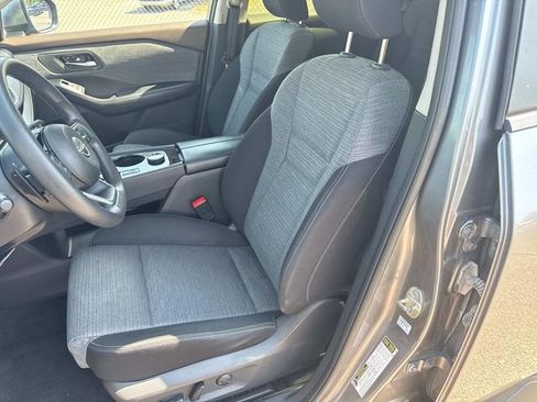 Certified 2023 Nissan Rogue SV AWD/4WD image 28