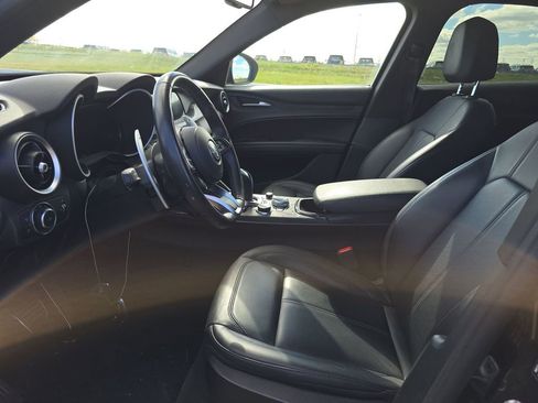 Used 2024 Alfa Romeo Stelvio Sprint AWD/4WD image 4