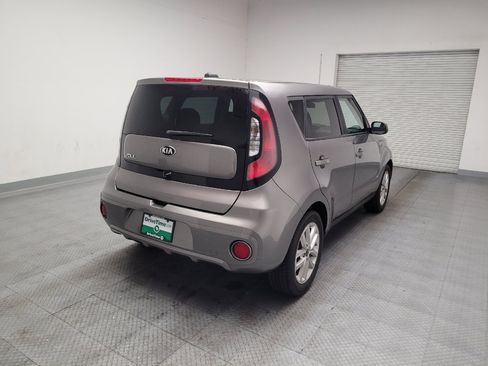 Used 2018 Kia Soul + FWD image 9