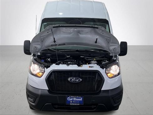 Used 2025 Ford Transit 250 148 High Roof RWD image 5