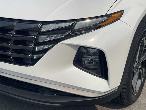 Certified 2022 Hyundai Tucson SEL w/ Convenience + Premium Package FWD image 9