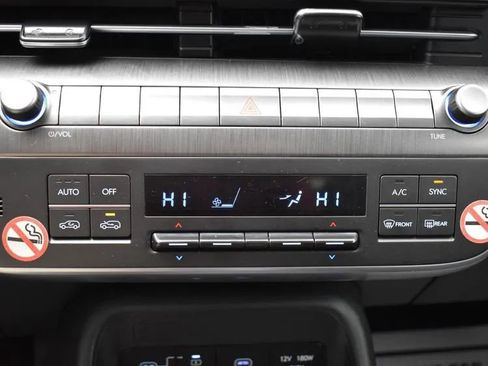 Used 2024 Hyundai Kona SEL image 34