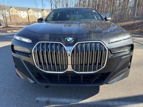 Certified 2023 BMW 740i w/ Executive Package image 10