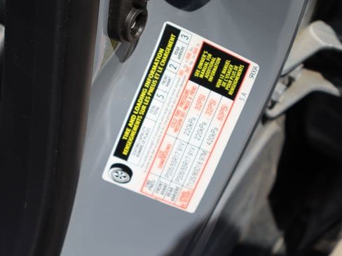 Used 2023 Nissan Kicks SR FWD image 28
