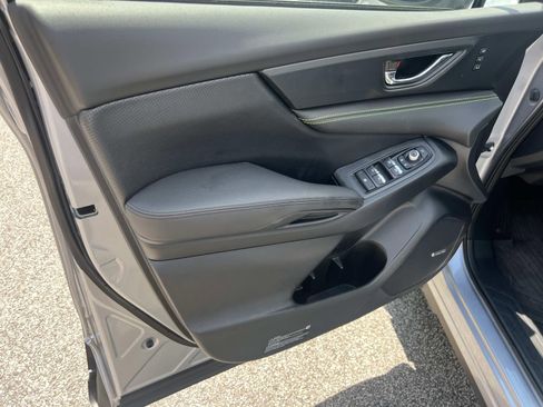 Used 2025 Subaru Ascent Bronze Edition image 10