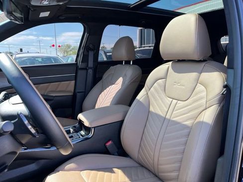 Certified 2026 Kia Sorento SX Prestige w/ Olive Brown Leather Package AWD/4WD image 18