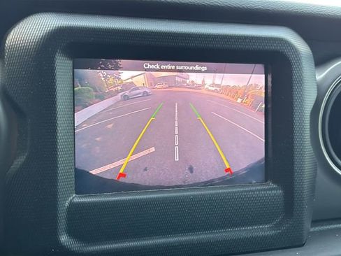 Certified 2022 Jeep Wrangler Unlimited Sport w/ Xtreme Recon 35" Tire Package image 27