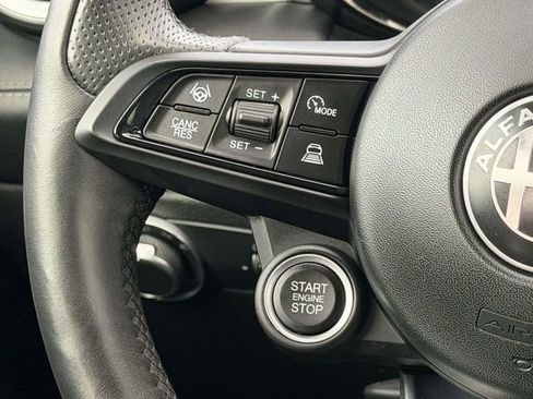 Used 2024 Alfa Romeo Tonale Ti image 20